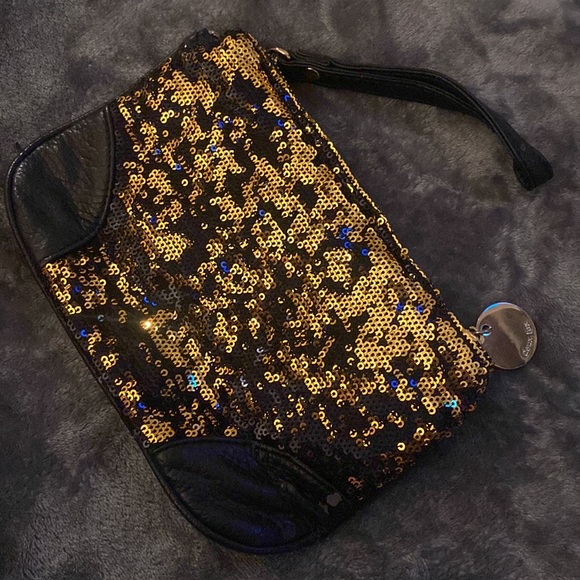 Deux lux sequin wristlet - Picture 2 of 3
